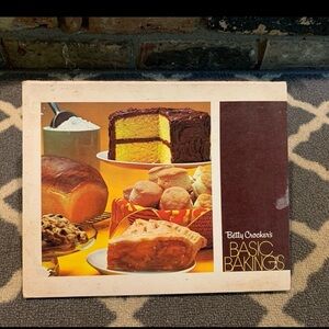 Vintage Betty Crocker Basic Baking cookbook